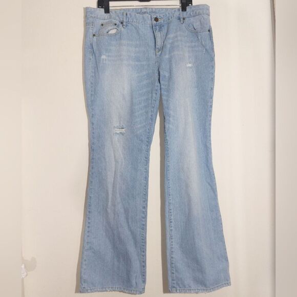 Michael Kors Women's Distressed Light Wash Bootcut Jeans Size 14 EUC - Picture 3 of 9